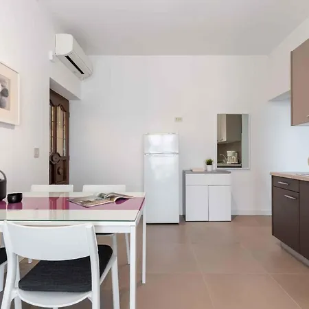 Apartment In 43550 Rabac