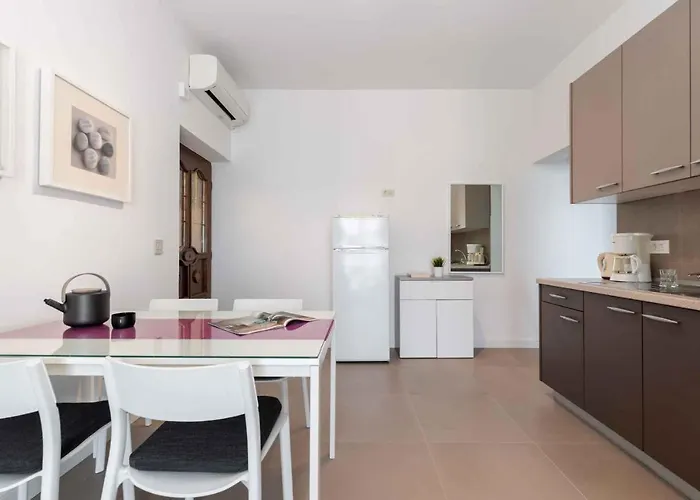 Appartement In 43550 Rabac