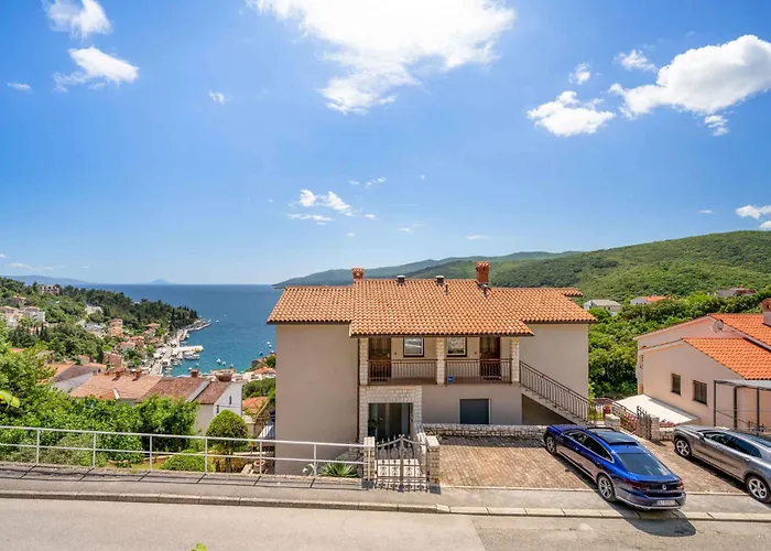 Appartement In 43550 Rabac