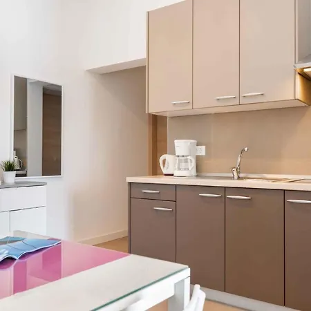 In 43550 Lägenhet *