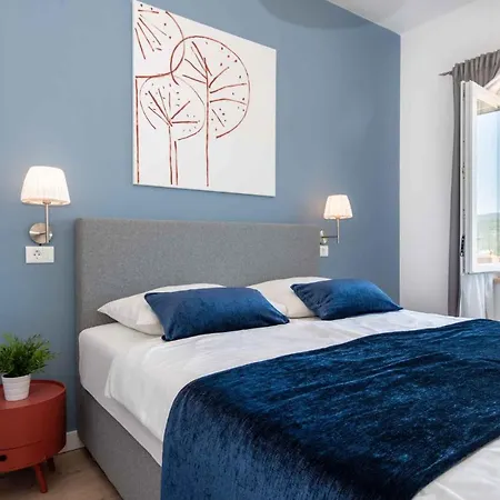 Lägenhet In 43550 *